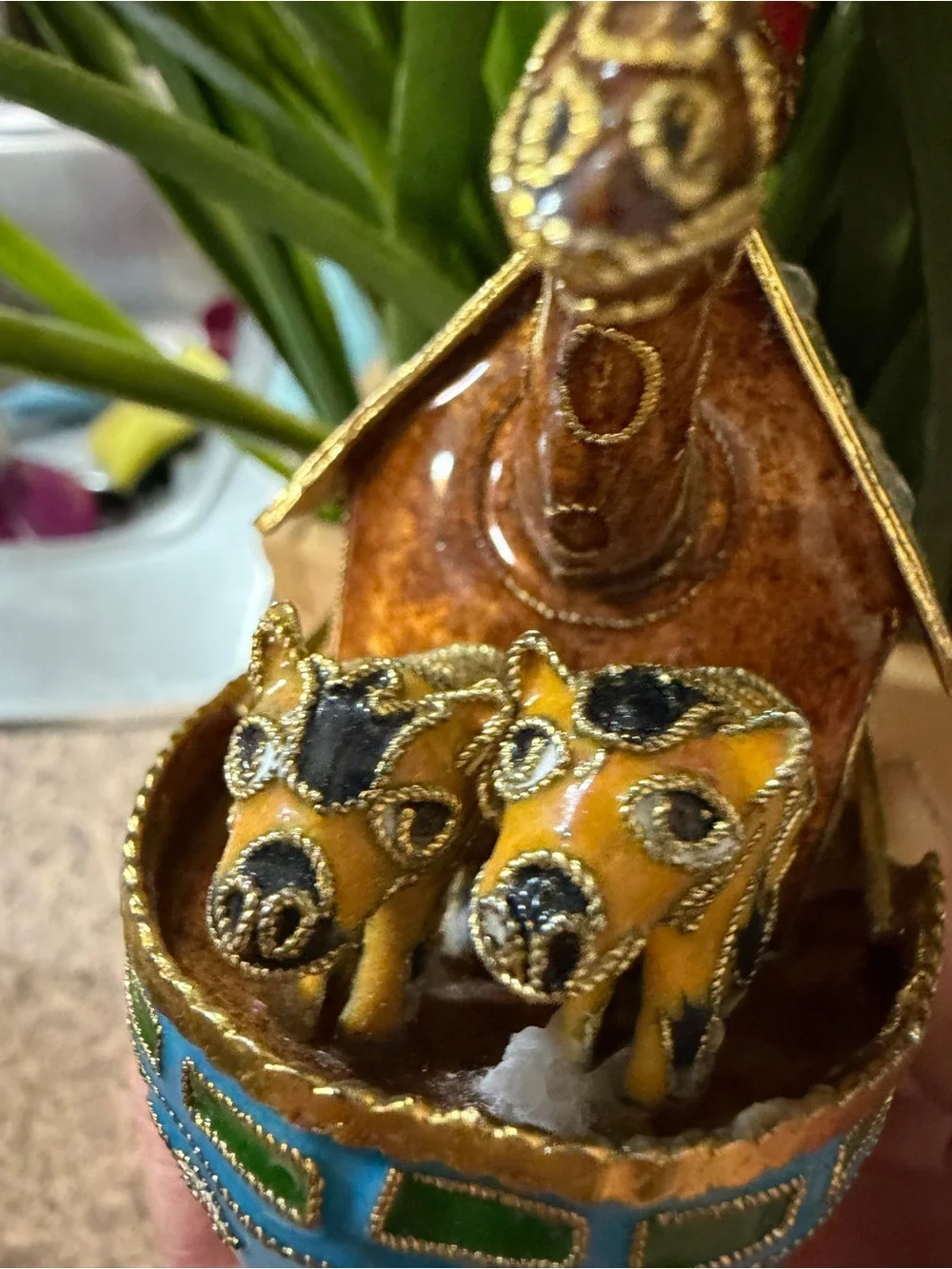 2010 Dillard’s Trimmings Cloisonne Noah’s Ark Christmas Ornament Commemorative